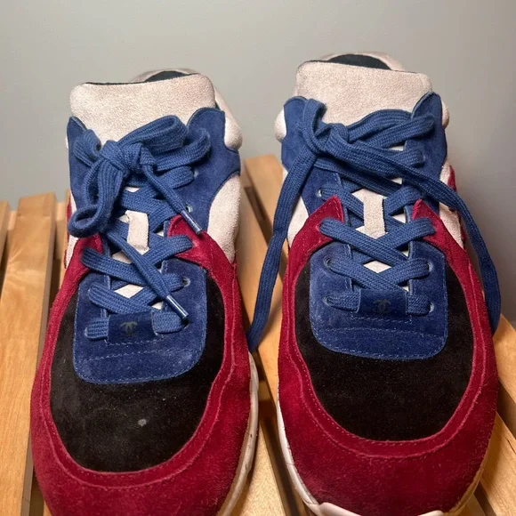 Chanel Calfskin Suede Mens Sneakers 42 Blue Red Beige